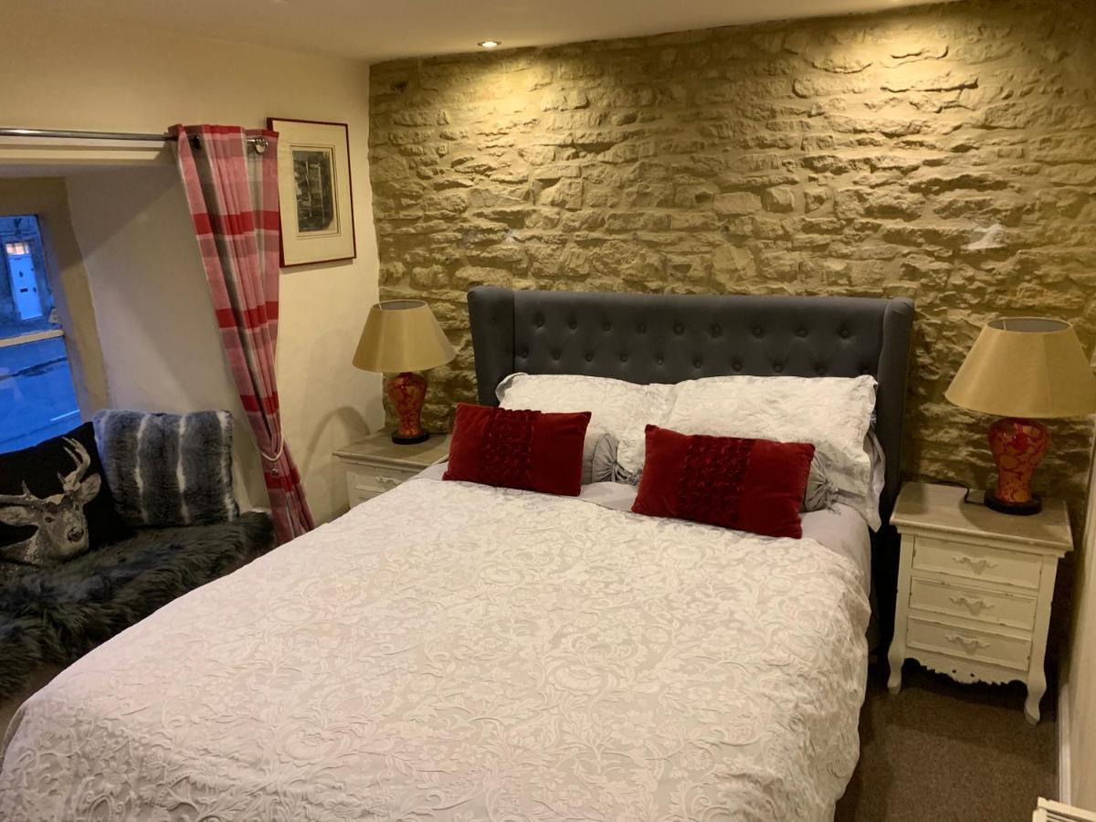Cotswold Cottage Guesthouse Stow-on-the-Wold ภายนอก รูปภาพ